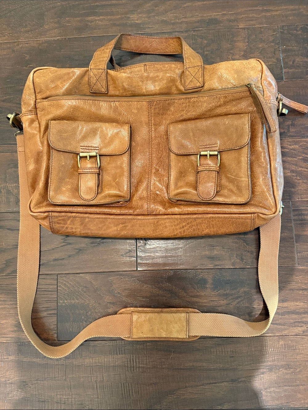 Rawlings Rugged Leather Messenger Bag for Men - Brown